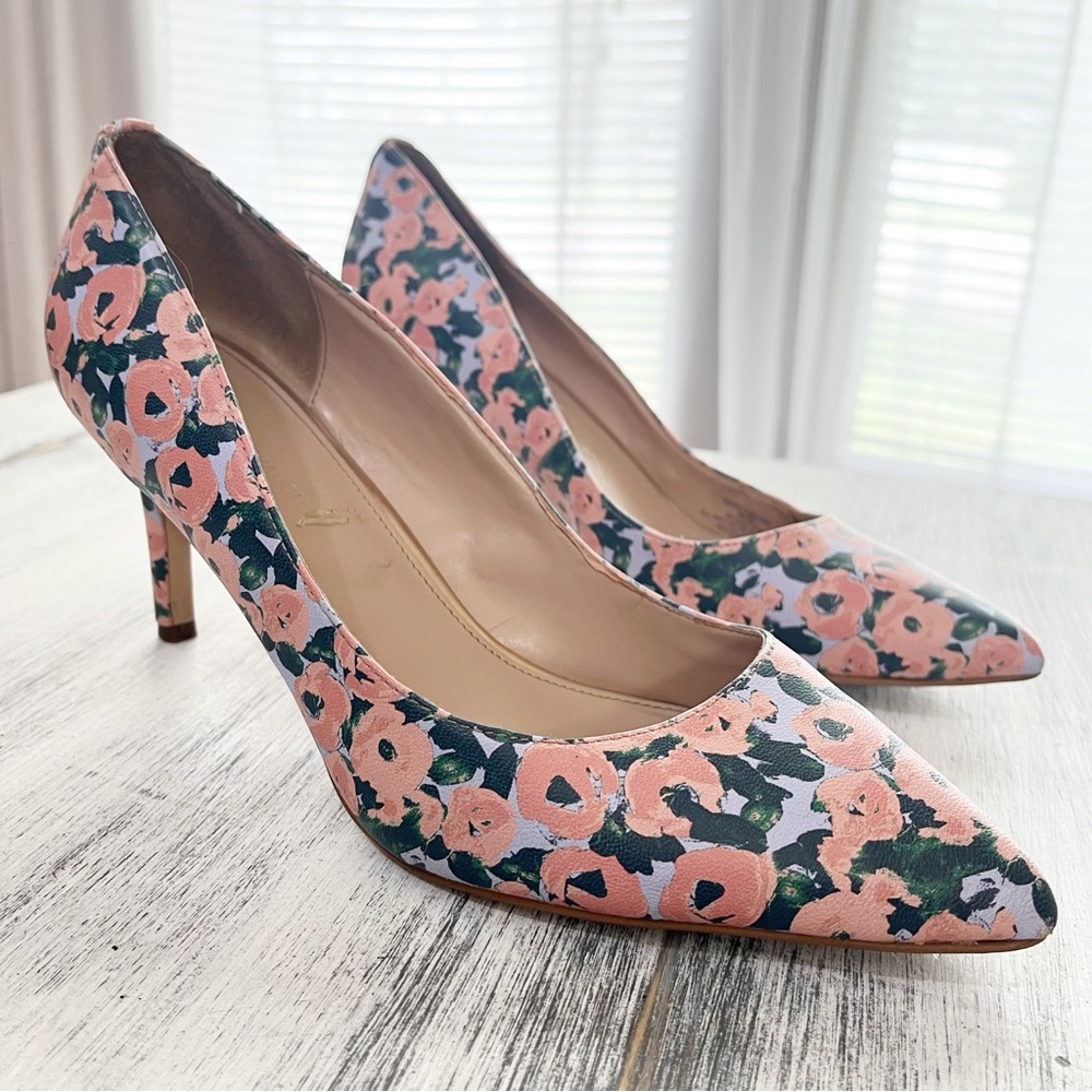 BCBGeneration Heidi floral pointed heels size 9B